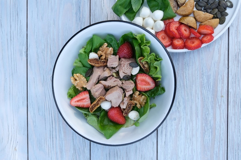 Light Tonlu Meyveli Salata